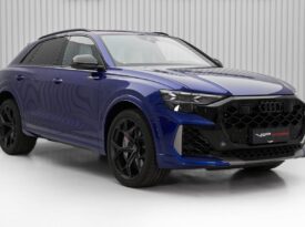 BLUE AUDI RS Q8 2025 FULL OPTIONS