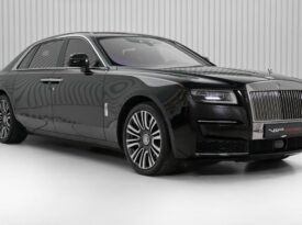 ROLLS ROYCE GHOST EXTENDED WHEEL BASE 2024 GCC FULLY LOADED DEALER WARRANTY AND SERVICE CONTRACT TILL FEBREUARY 2029 EXCELLENT CONDITION