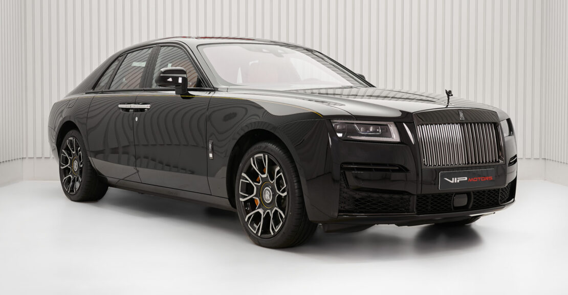 ROLLS ROYCE GHOST BLACK BADGE 2023 GCC FULLY LOADED DEALER WARRANTY AND SERVICE CONTRACT SPECIAL ORDERED ZERO KM