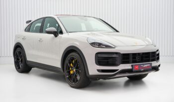 PORSCHE CAYENNE TURBO GT FULL OPTIONS WITH FULL CARBON PACKAGE NARDO GREY