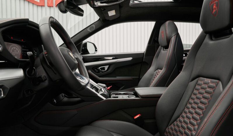 LAMBORGHINI URUS 2021 full