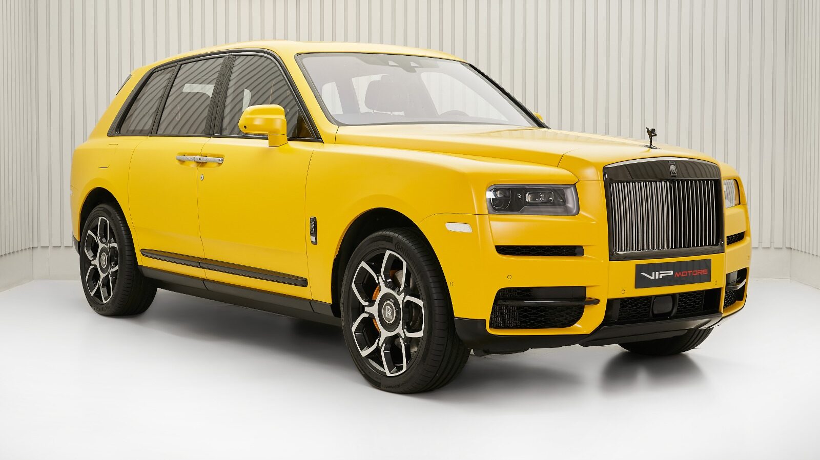 ROLLS ROYCE CULLINAN BLACK BADGE 2022 GCC DEALER WARRANTY AND SERVICE CONTRACT SPECIAL ORDERED