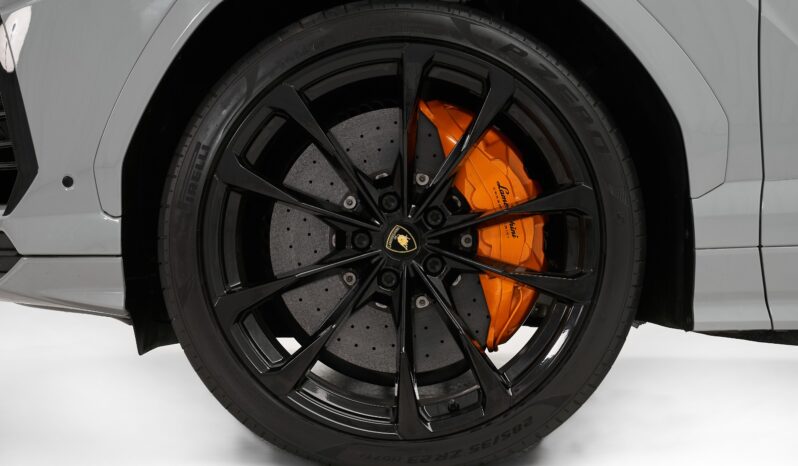 LAMBORGHINI URUS CUPSULE 2022 full