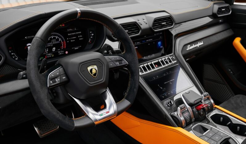 LAMBORGHINI URUS CAPSULE 2021 full