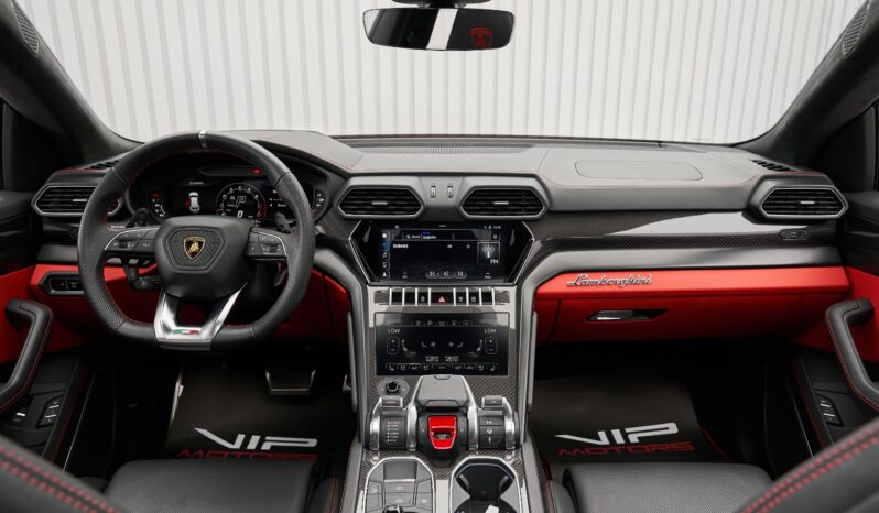 LAMBORGHINI URUS 2022 full
