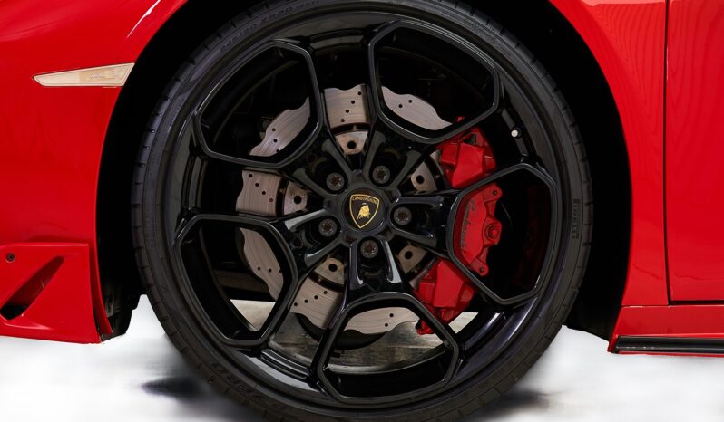 LAMBORGHINI HURACAN 2016 full