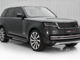 RANGE ROVER VOGUE V6 2023 GCC FULLY LOADED DEALER WARRANTY AND SERVICE CONTRACT IMMACULATE CONDITION