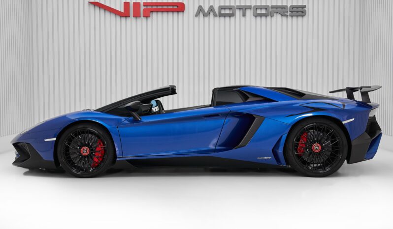 LAMBORGHINI AVENTADOR SV ROADSTER 2017 full