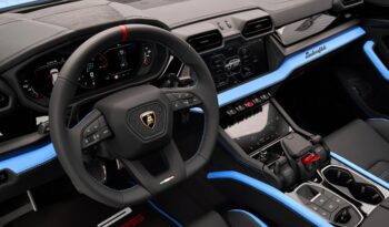 LAMBORGHINI URUS SE 2025 full
