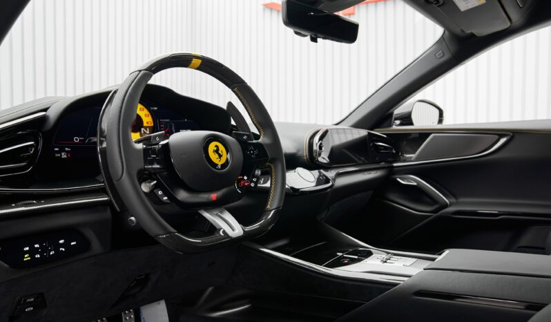 FERRARI PUROSANGUE 2025 full