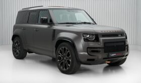 LAND ROVER DEFENDER OCTA 2025