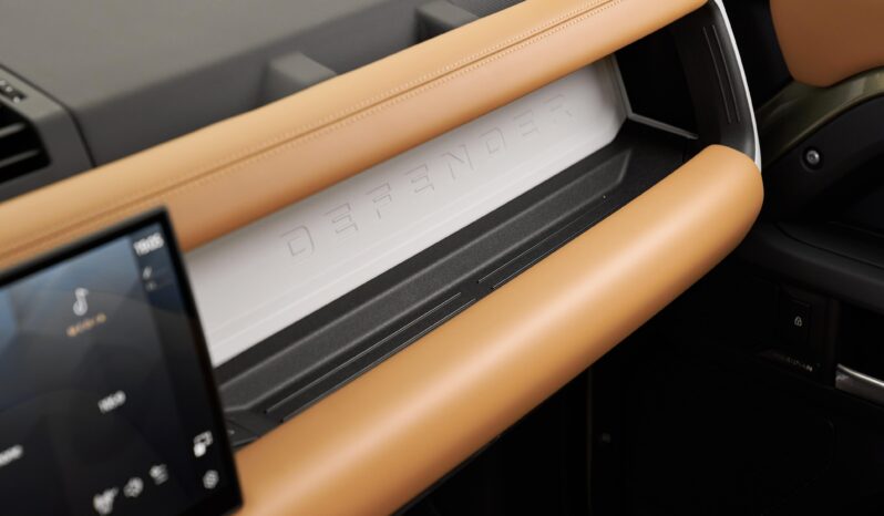 LAND ROVER DEFENDER 90 V6 full