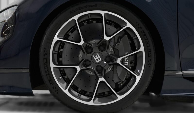 BUGATTI CHIRON 2018 full