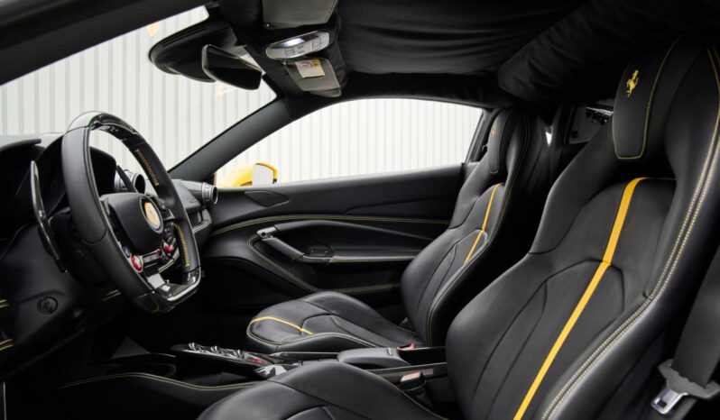 FERRARI F8 TRIBUTO full