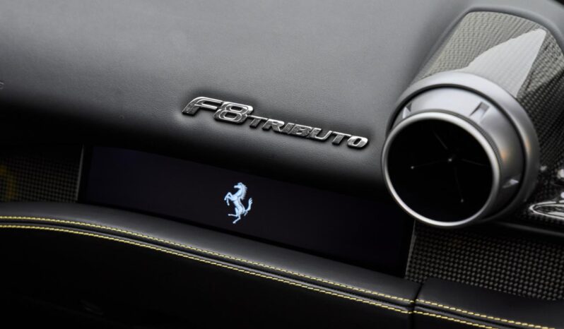 FERRARI F8 TRIBUTO full