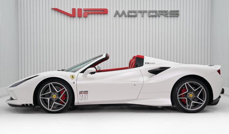 FERRARI F8 SPIDER full