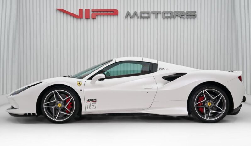 FERRARI F8 SPIDER full