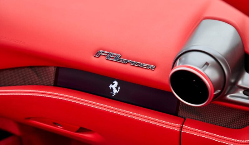 FERRARI F8 SPIDER full