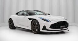 ASTON MARTIN DB12 COUPE GCC SPECS CARBON ROOF & MIRRORS DEALER WARRANTY & SERVICE CONTRACT