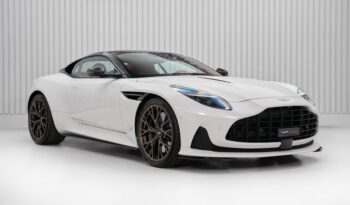 ASTON MARTIN DB12 COUPE GCC SPECS CARBON ROOF & MIRRORS DEALER WARRANTY & SERVICE CONTRACT