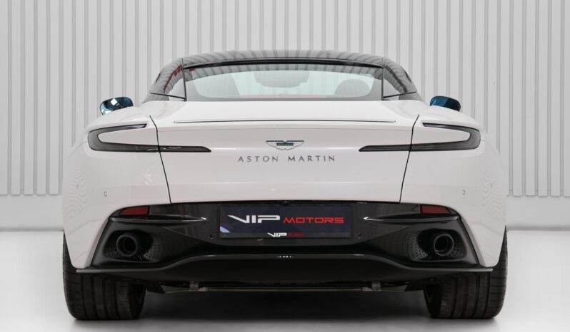 ASTON MARTIN DB12 COUPE full