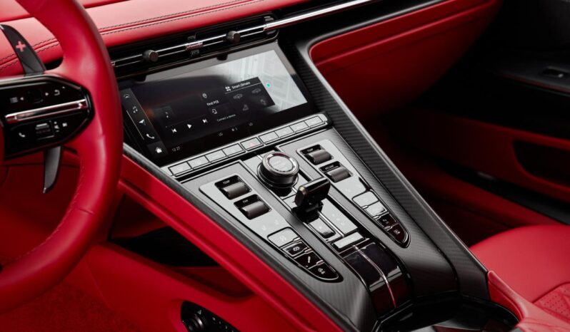 ASTON MARTIN DB12 COUPE full