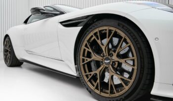 ASTON MARTIN DB12 COUPE full