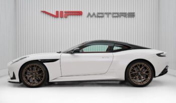 ASTON MARTIN DB12 COUPE full