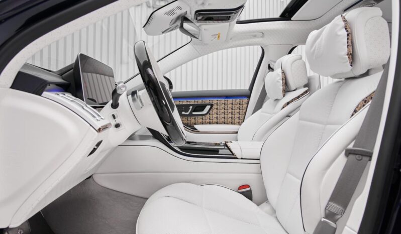 MERCEDES MAYBACH S680 HAUTE VOITURE EDITION full
